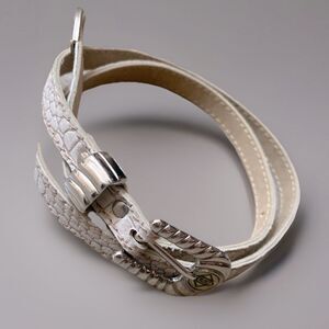 80s Vintage SOTA Leather Crocodile Skinny Belt Women's Medium Silver Tip Western